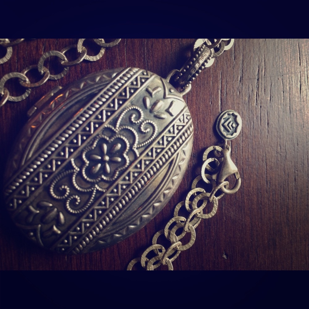 Silpada Sterling Silver Laurel Locket Necklace